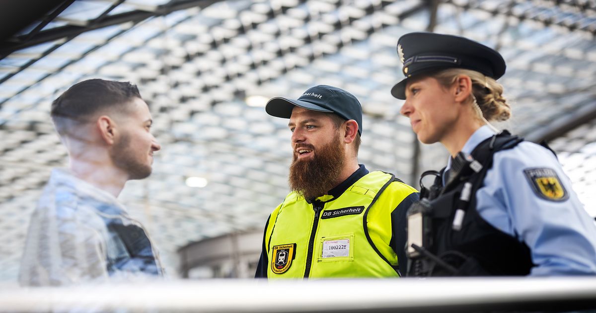 Understanding Bahnhof Security: Police Protection and Help Centers
